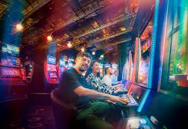 Aplikasi mobile 19dewa menampilkan game Playtech